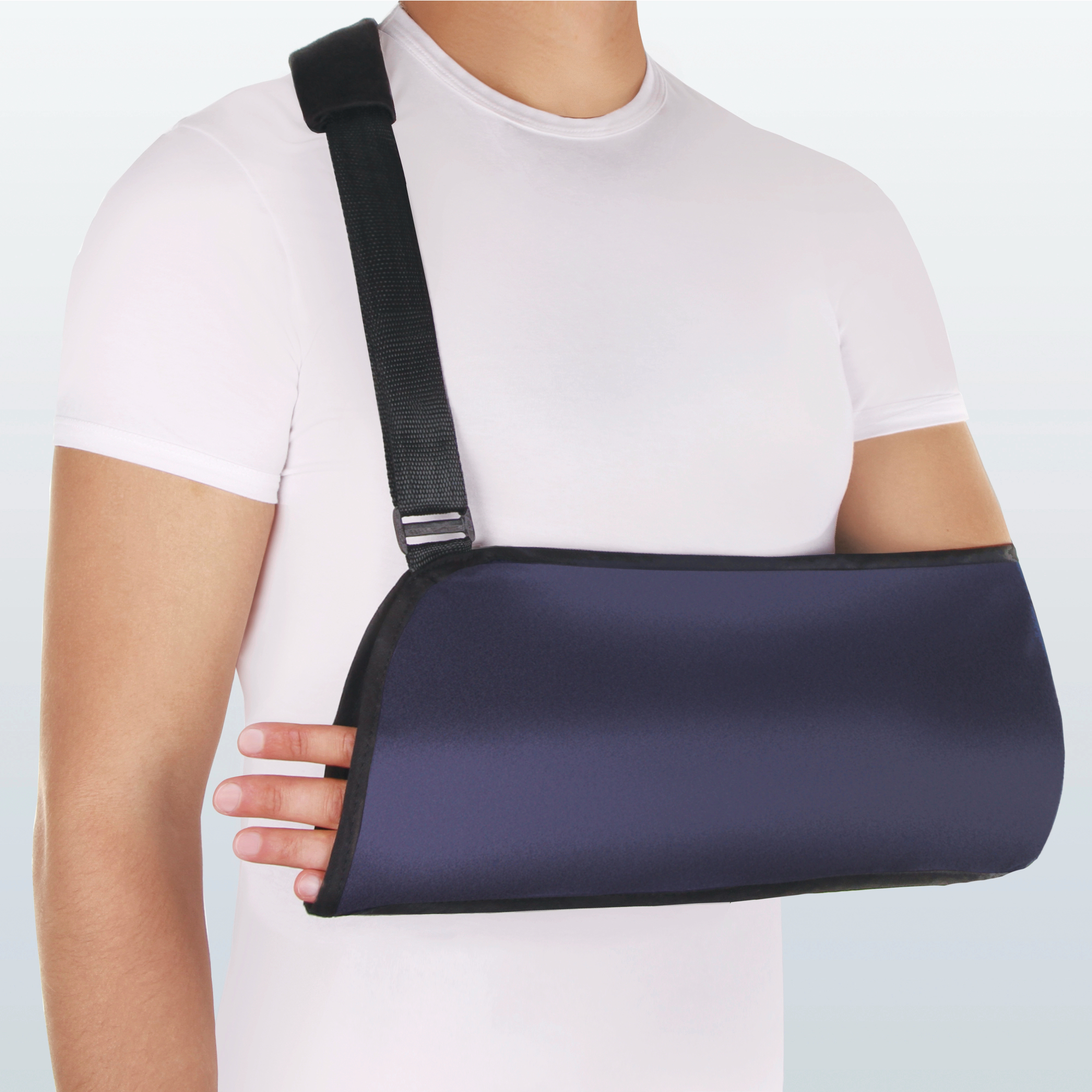 Opornica za roko pride še kako prav